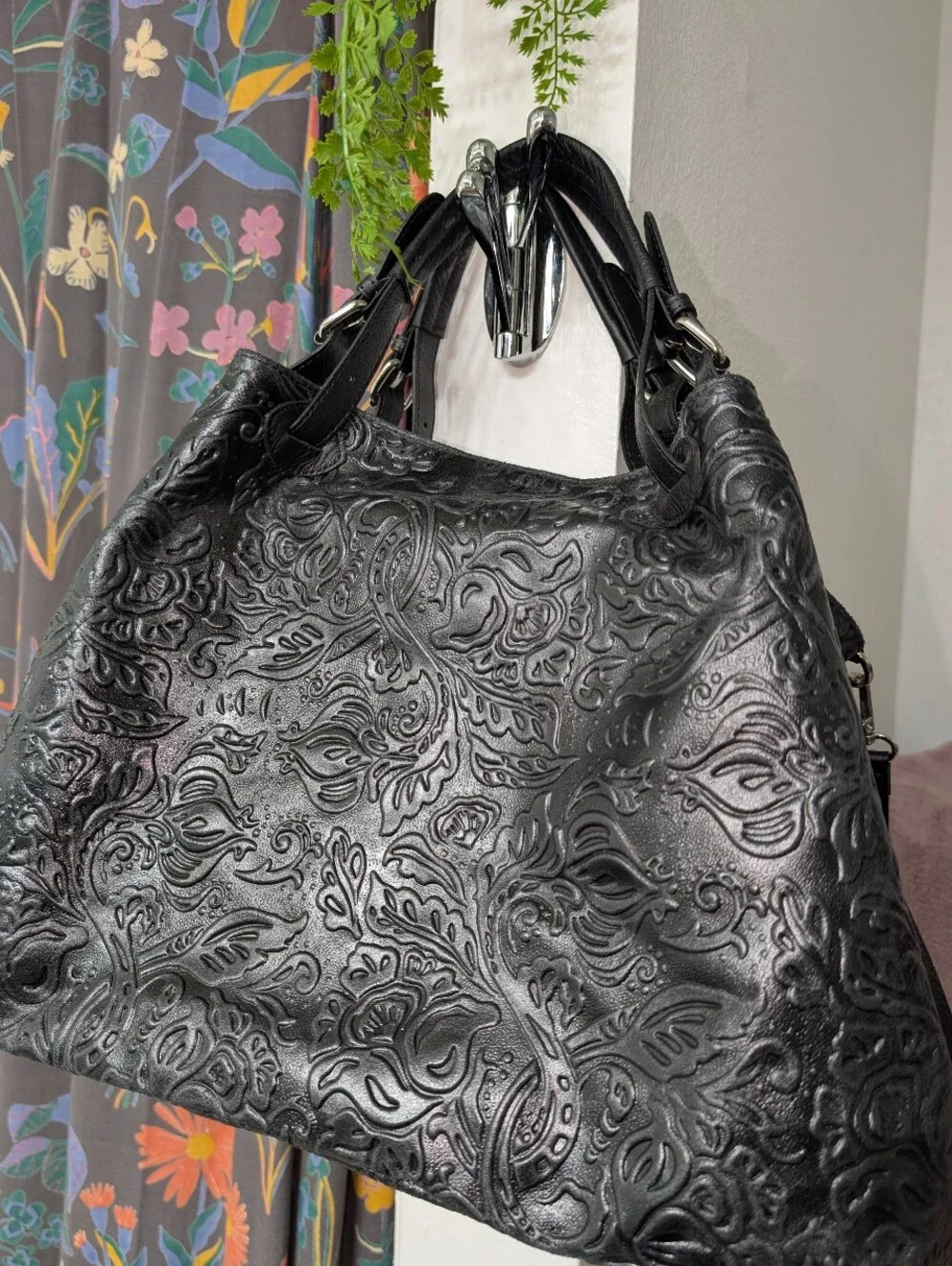 Isadora Italy black leather tote